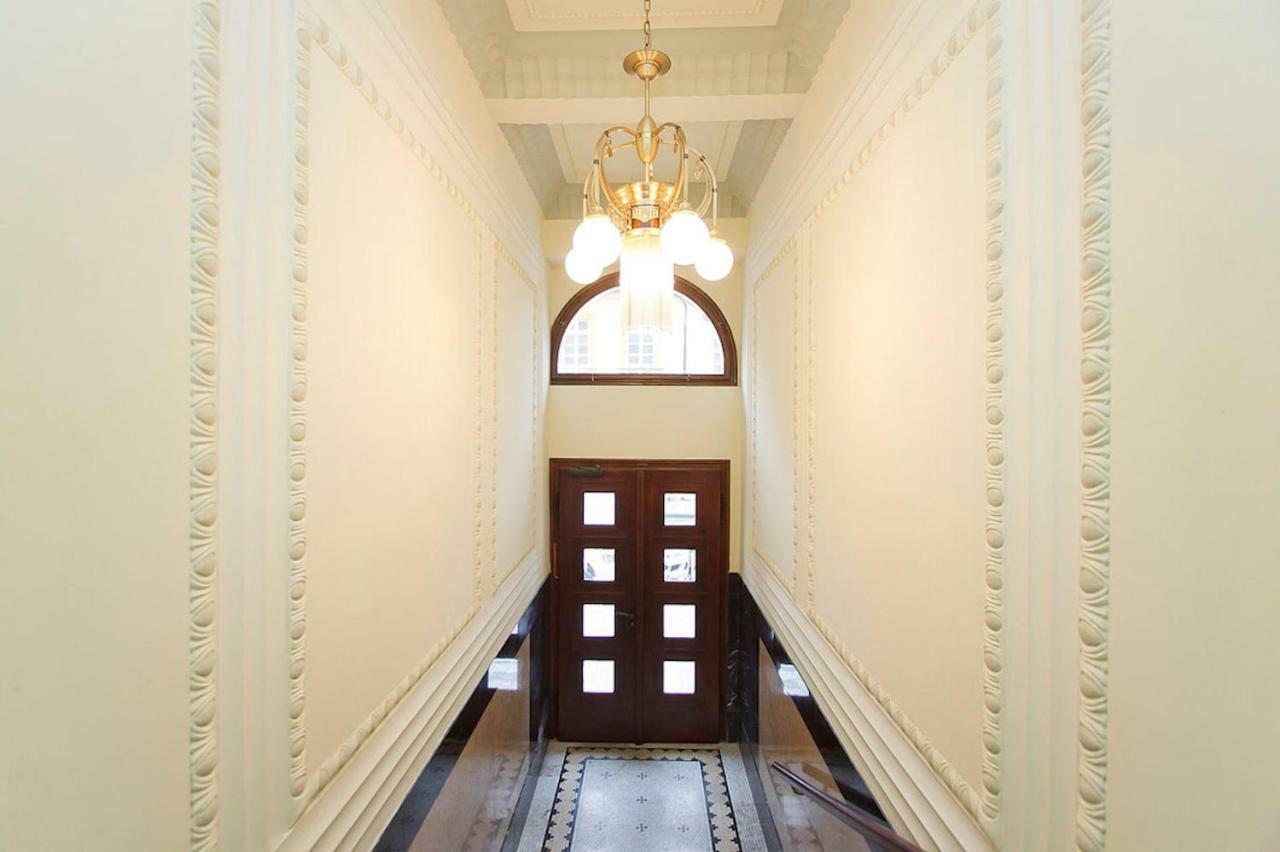 Spacious Elegance In The Heart Of Old Town Praga Esterno foto